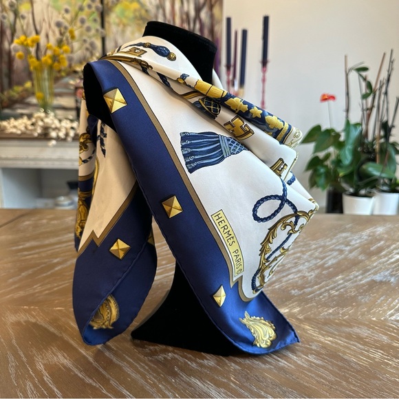 Authentic Hermes Scarf - Picture 5 of 12